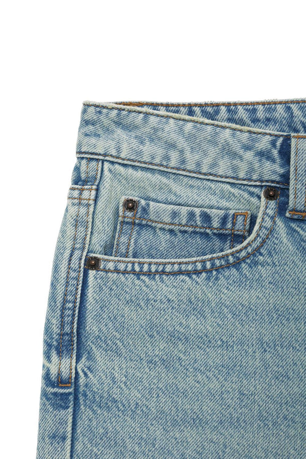 Product BERMUDA DE DENIM BMK-Light Medium Blue Denim - Image 2