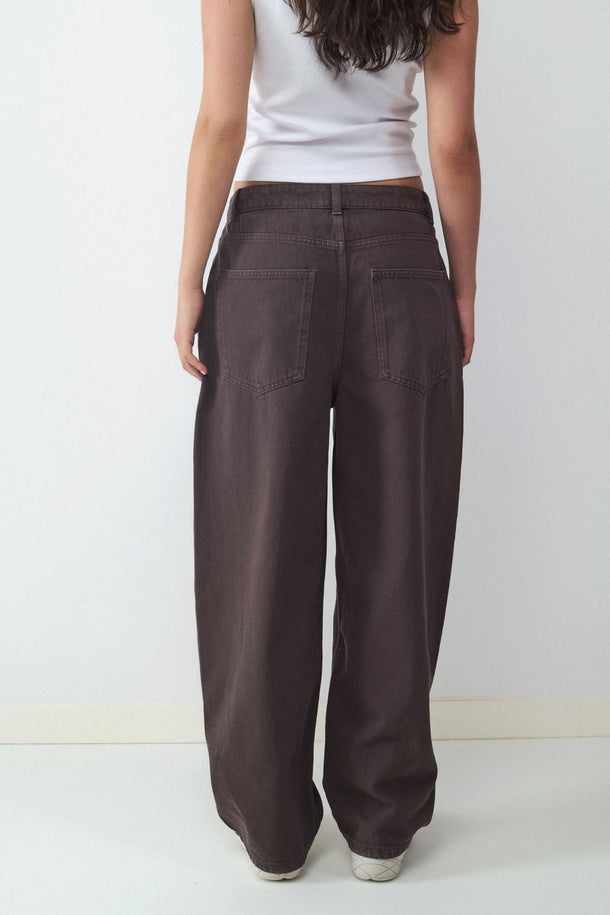 Product JEAN BARNA-Fig - Image 3