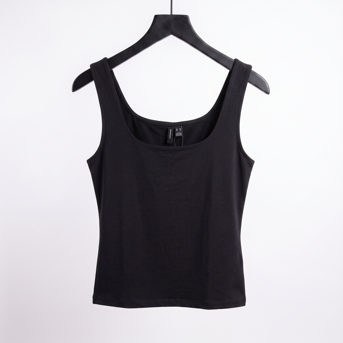 TOP KARLA ESCOTE CUADRADO - Black