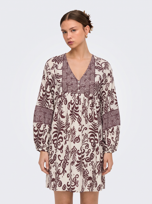 VESTIDO CORTO RICHIZA ESCOTE EN V - null