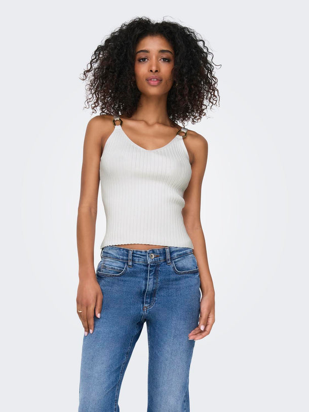 Product TOP ACANALADO CON HEBILLA METÁLICA THELMA-Cloud Dancer Detail:Gold - Image 4