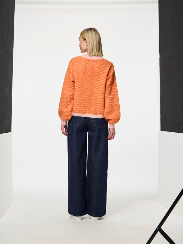 Product SWEATER DILIPPA - Roseate Spoonbill AOP:Mandarin Orange - Image 2