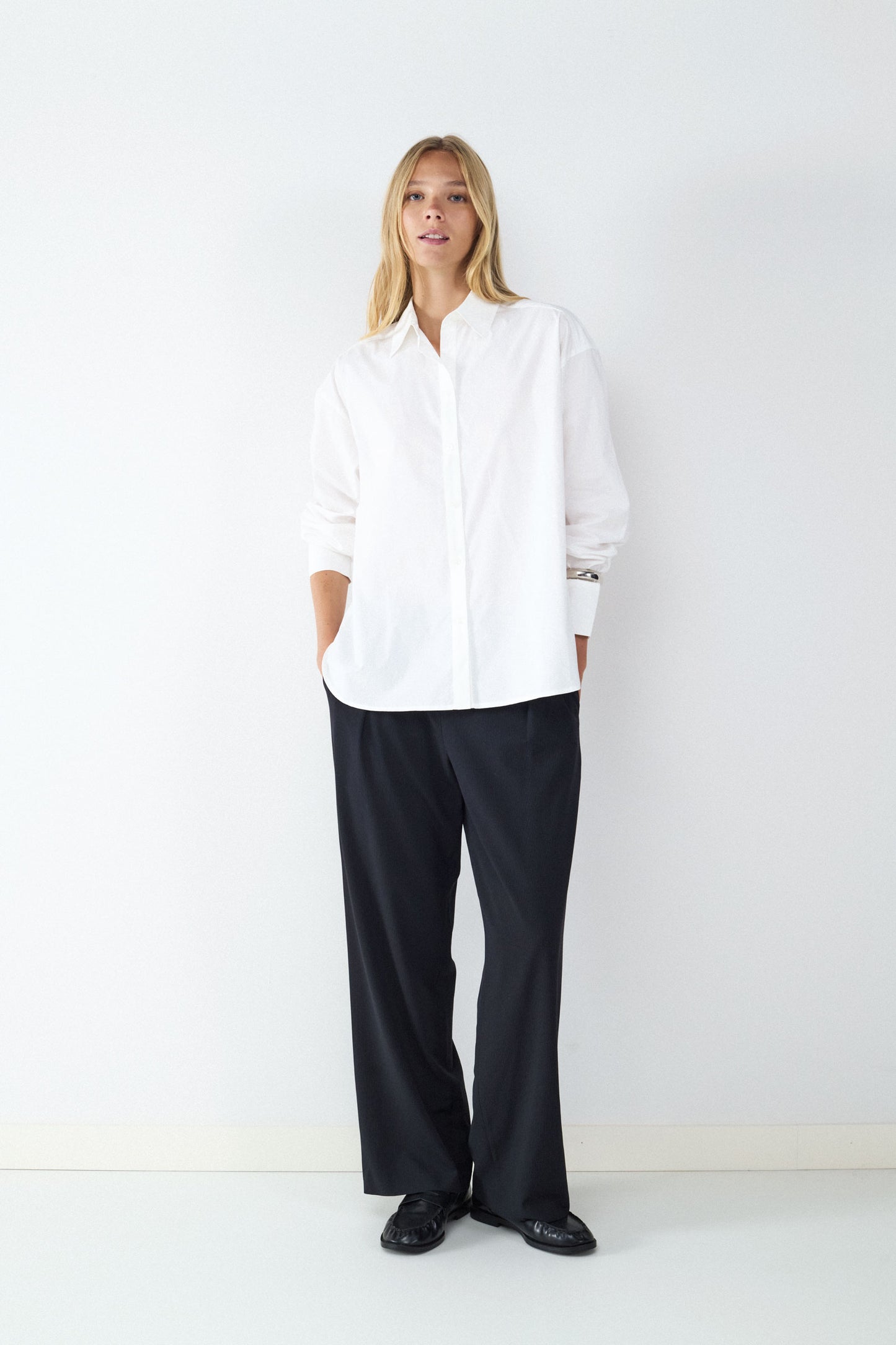 CAMISA BÁSICA POPELÍN BMK - White