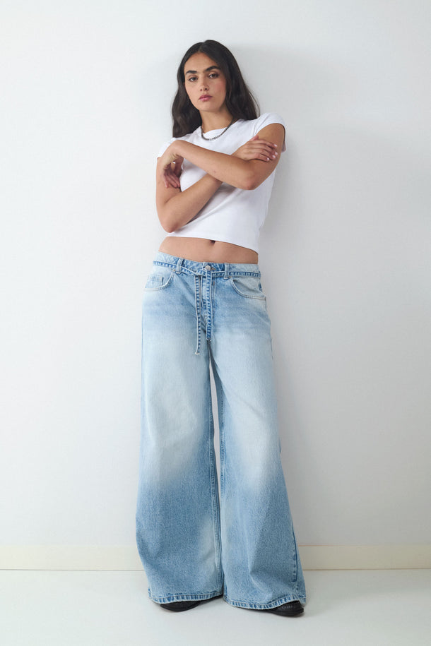 Product JEAN WIDE LEG BMK - Light Medium Blue Denim - Image 1