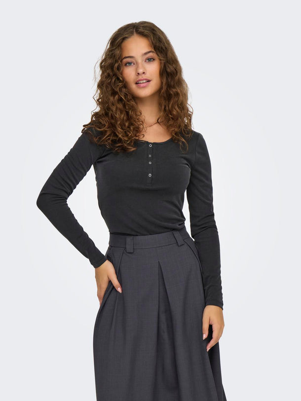 Product CAMISETA FREE - Black - Image 1