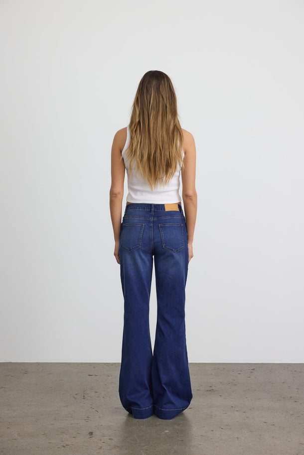 Product JEAN FLARE TIRO ALTO ROOXY-Medium Blue Denim - Image 8