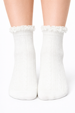 MEDIAS VOLADOS OLIVIA - Cloud Dancer Detail:CABLE AND LACE FINISH