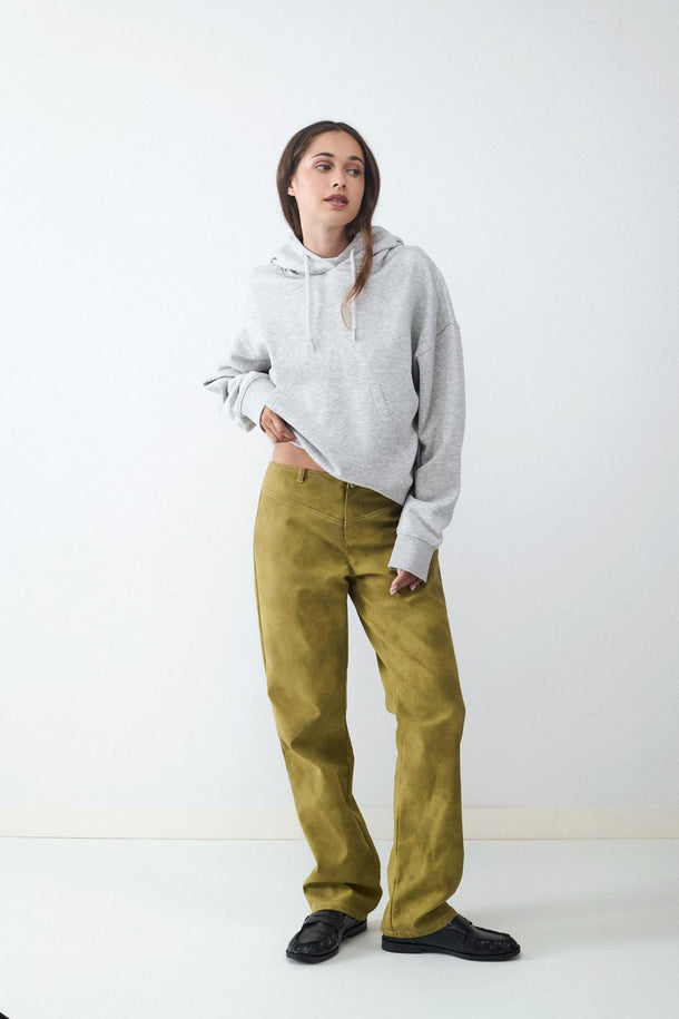 Product PANTALÓN EFECTO GAMUZA CON DETALLE DE LAZO BMK-Green Essence - Image 1