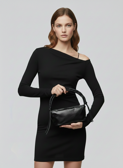 CARTERA BANDOLERA CON FLECOS EFECTO CUERO THERISA - Black Detail:SILVER TRIM