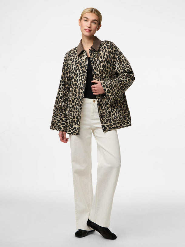 Product CHAQUETA JUNIA  - Nomad AOP:LEO - Image 2