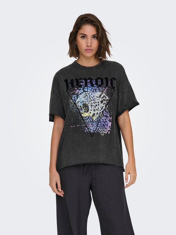 Product CAMISETA LUCY - Black Print:Heroic duchess - Image 3