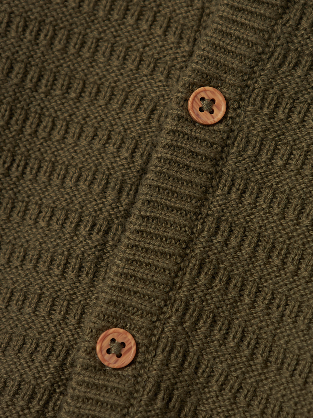 4654565