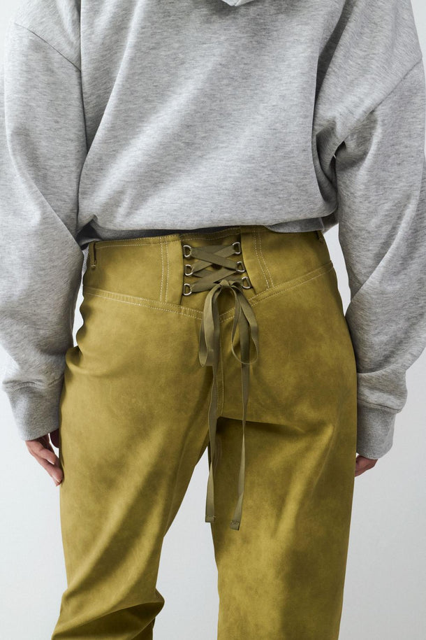 Product PANTALÓN EFECTO GAMUZA CON DETALLE DE LAZO BMK-Green Essence - Image 3