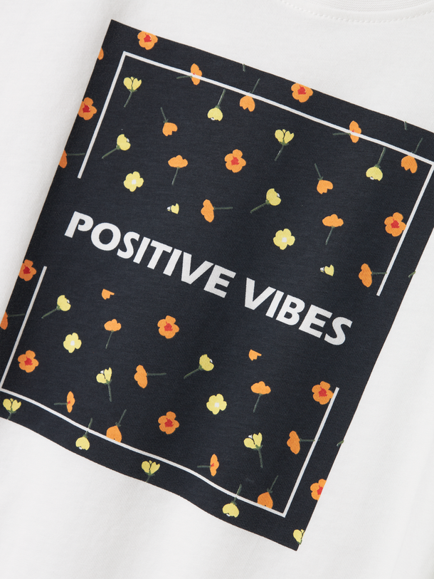 Product CAMISETA VIGEA - Bright White Print:Positive Vibes - Image 2