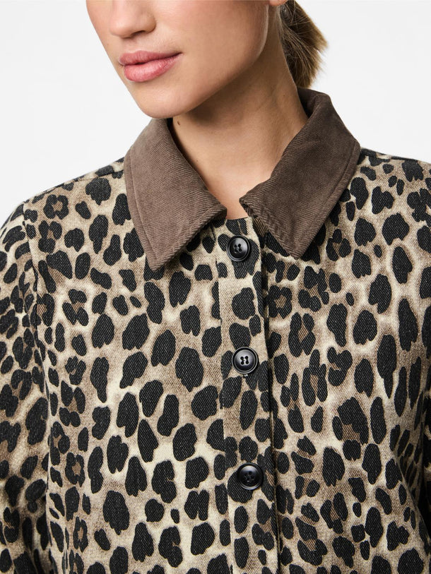 Product CHAQUETA JUNIA  - Nomad AOP:LEO - Image 7