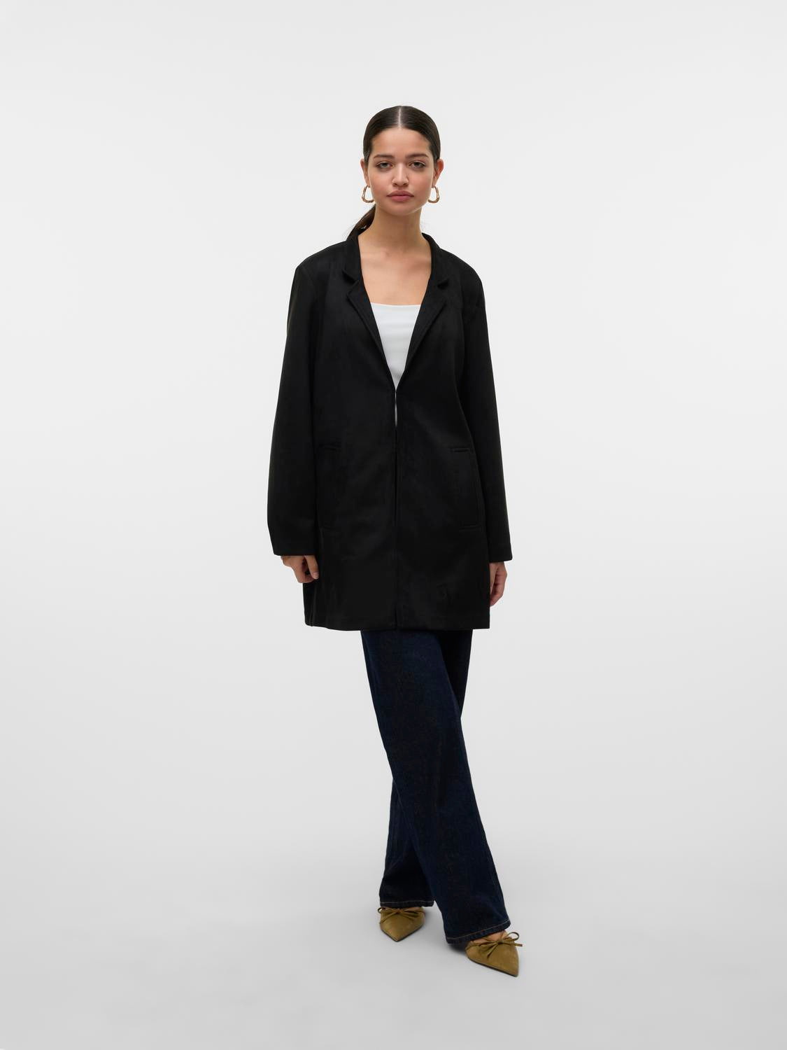 4584023