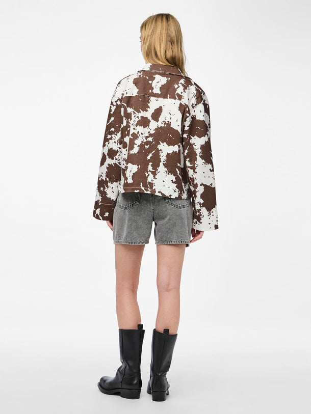 Product CHAQUETA FAMINA - Bright White AOP:Cow - Image 4