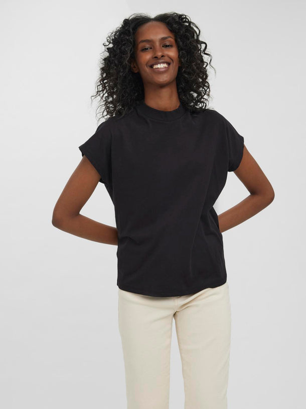 Product CAMISETA GLENN - Black - Image 1