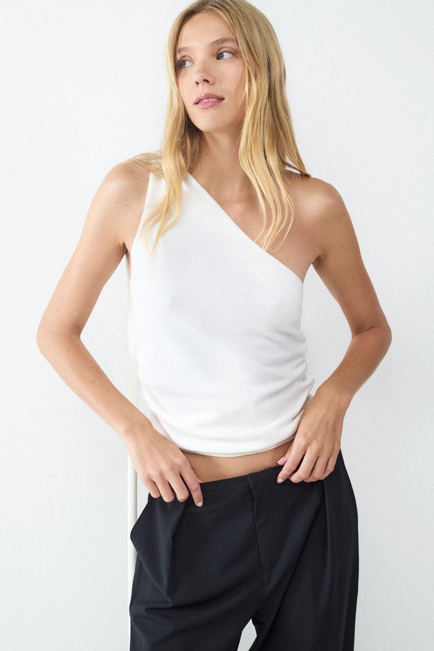 Product TOP ASIMÉTRICO BMK-White - Image 1