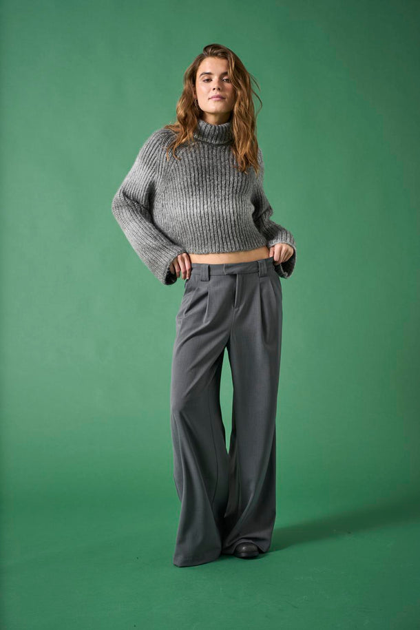 Product SWEATER DITTE - Magnet Detail:Space Dyed Ultimate Gray/Gray Violet - Image 2